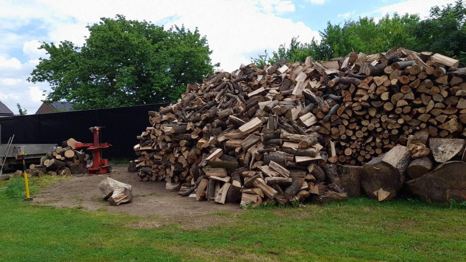 Bois de chauffage sec en chêne et hêtre 125€/m3 0493 811 662, Jardin & Terrasse, Enlèvement ou Envoi, Hêtre