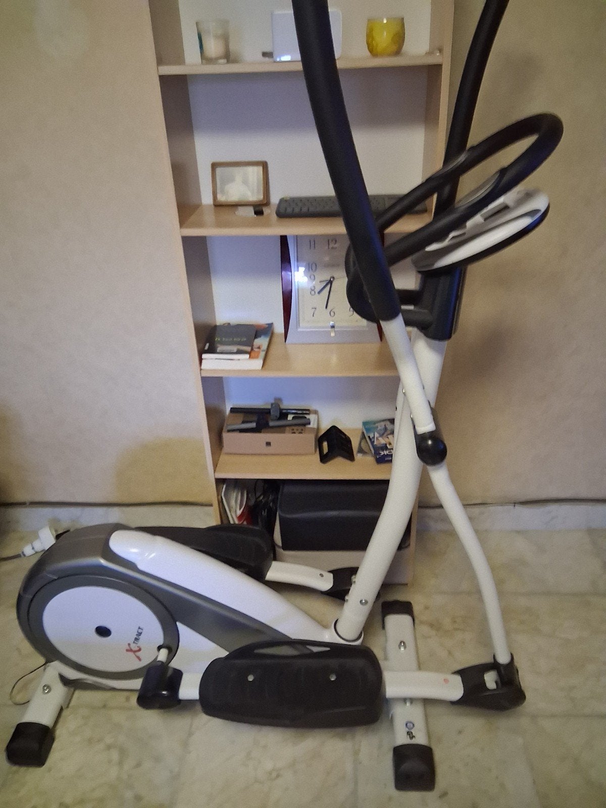 vélo elliptique électronique, Sports & Fitness, Enlèvement, Vélo elliptique