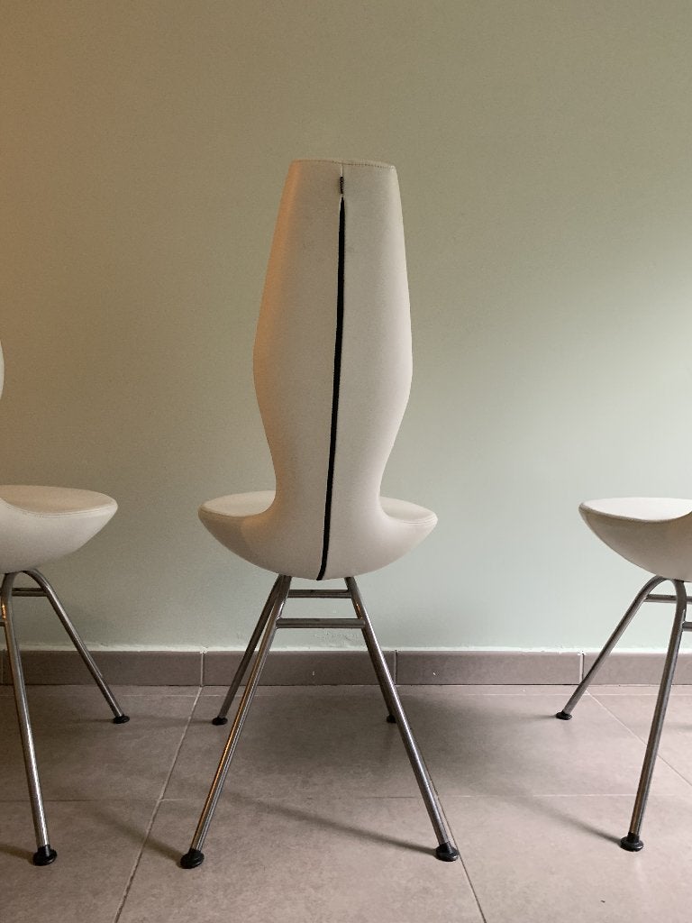 wit leren stoelen vier stuks, Huis en Inrichting, Ophalen, Scandinavisch design, Wit, Zo goed als nieuw