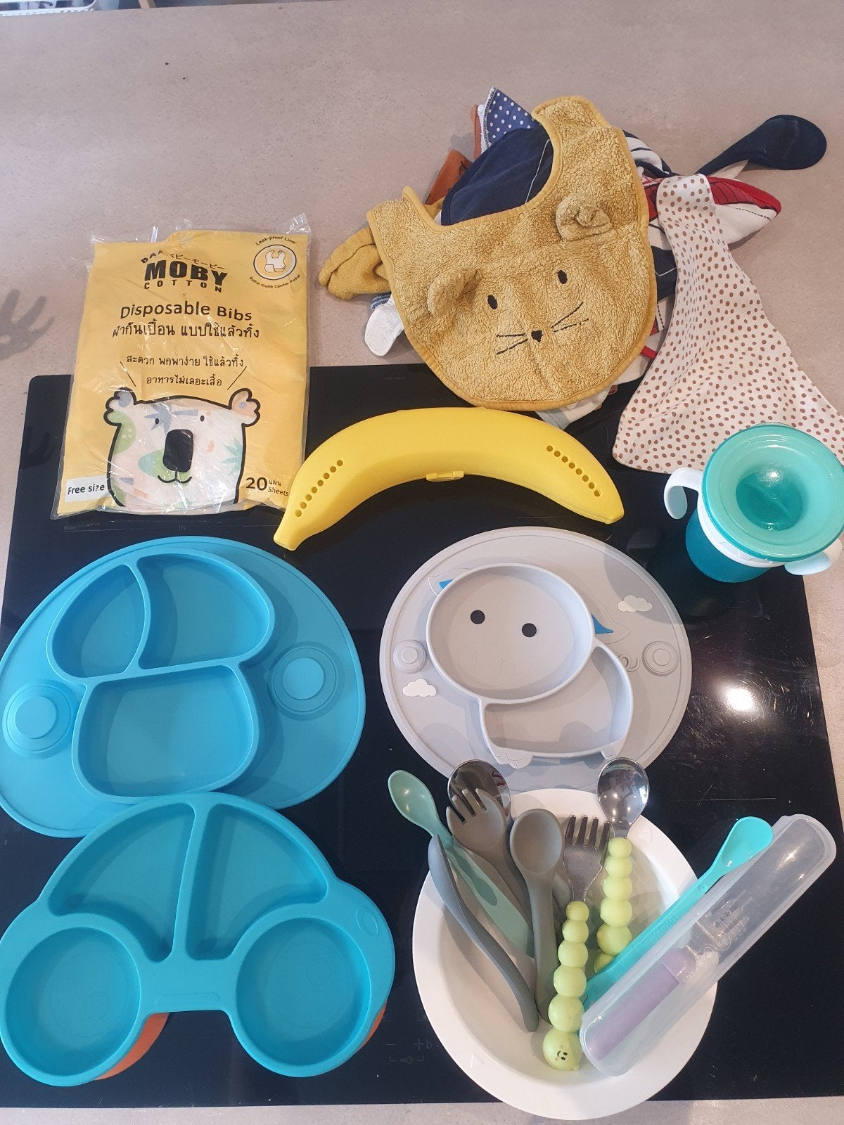 kinderservies, bestek, slabbetjes, beker, Enlèvement ou Envoi, Comme neuf