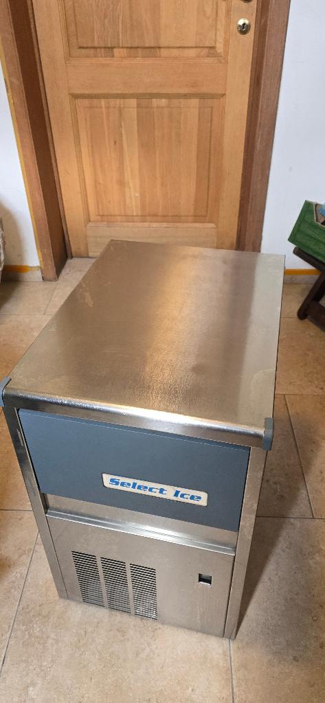 Machine à glaçon, Enlèvement, Utilisé, Refroidissement et Congélation
