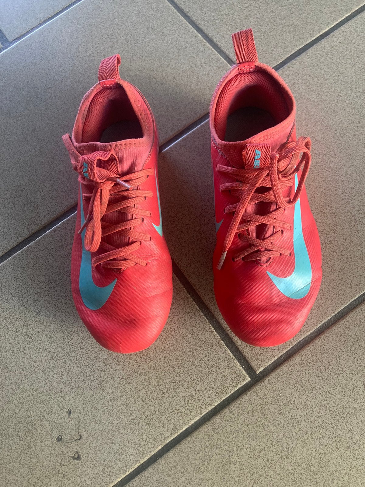 Voetbalschoenen Nike maat 33, Sport en Fitness, Voetbal, Ophalen, Gebruikt
