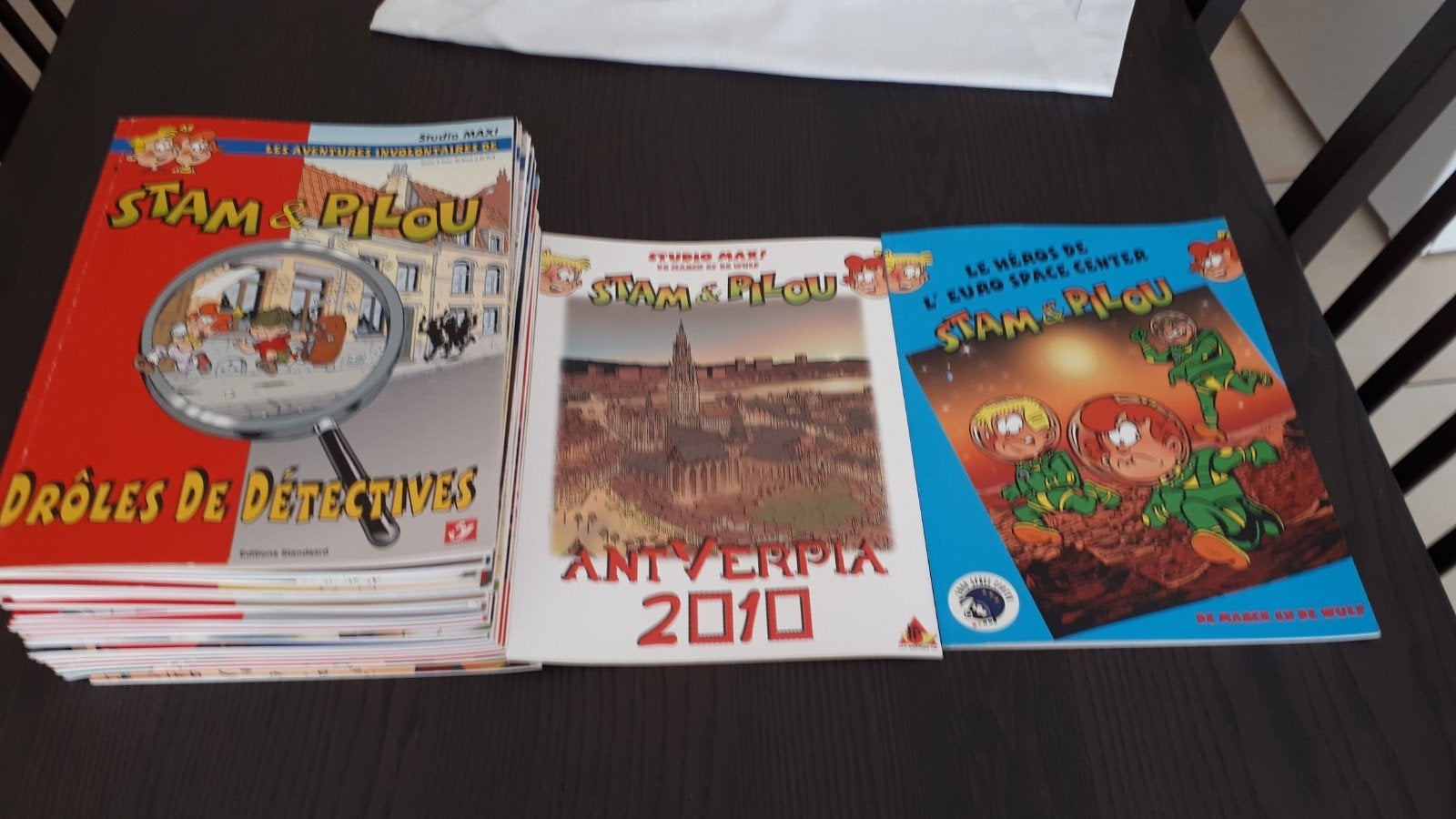 Lot de 30 Stam et Pilou, Autres personnages, Neuf, Livre ou Jeu