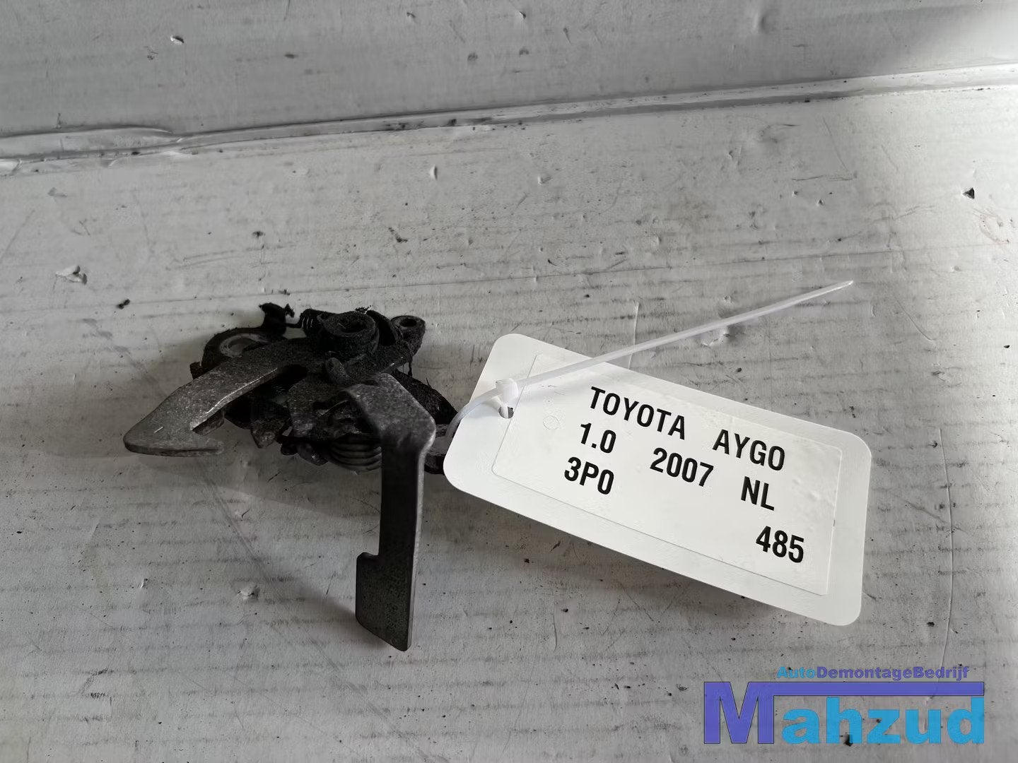 TOYOTA AYGO motorkap slot hendel 2005-2014, Info@toyota.co.jp, Toyota Motor Corporation, Toyota-Cho 1
471-8571  Toyota City, Toyota