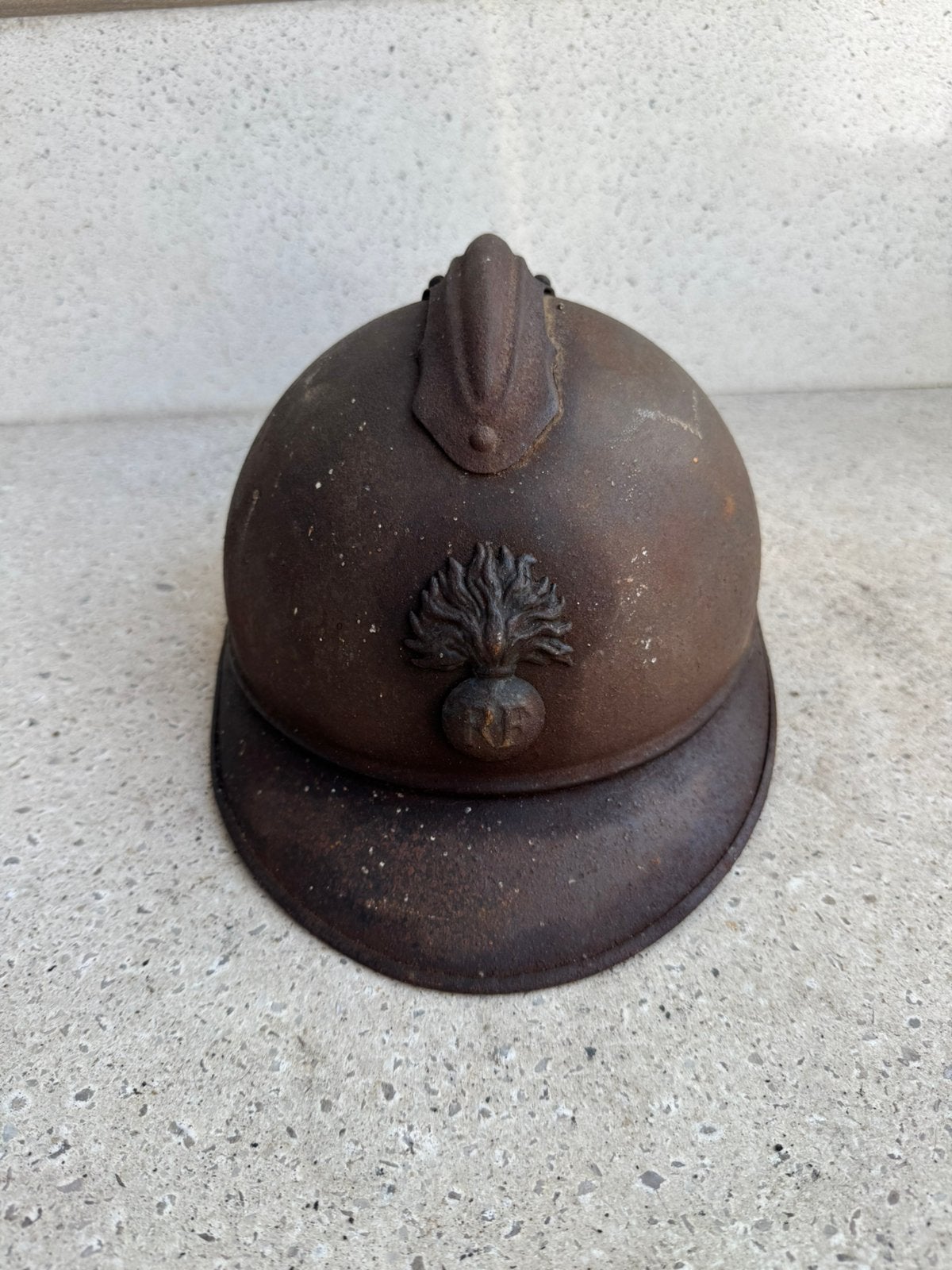 Wo1 Franse infanterie helm met binnenwerk ZOLDERVONDST, Verzamelen, Ophalen of Verzenden