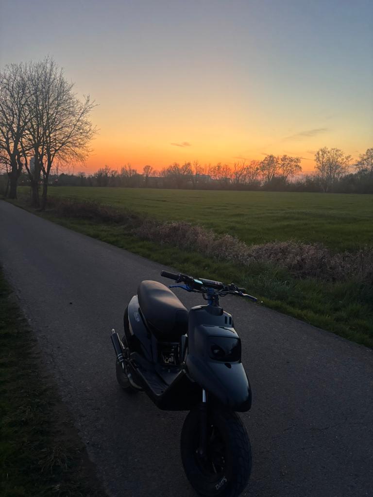 Mbk booster yamaha, Fietsen en Brommers, Scooters | Piaggio, Gebruikt, Overige modellen, Klasse B (45 km/u), Tweetakt, Ophalen