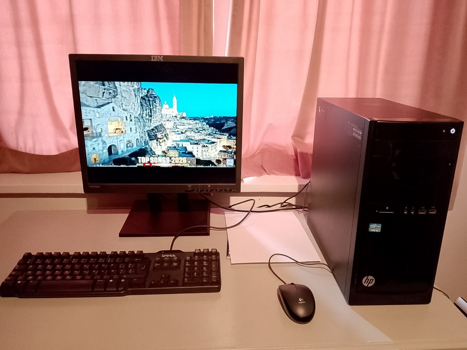 PC desktop HP complet plug & play, Informatique & Logiciels, Boîtiers d'ordinateurs, Utilisé, Enlèvement