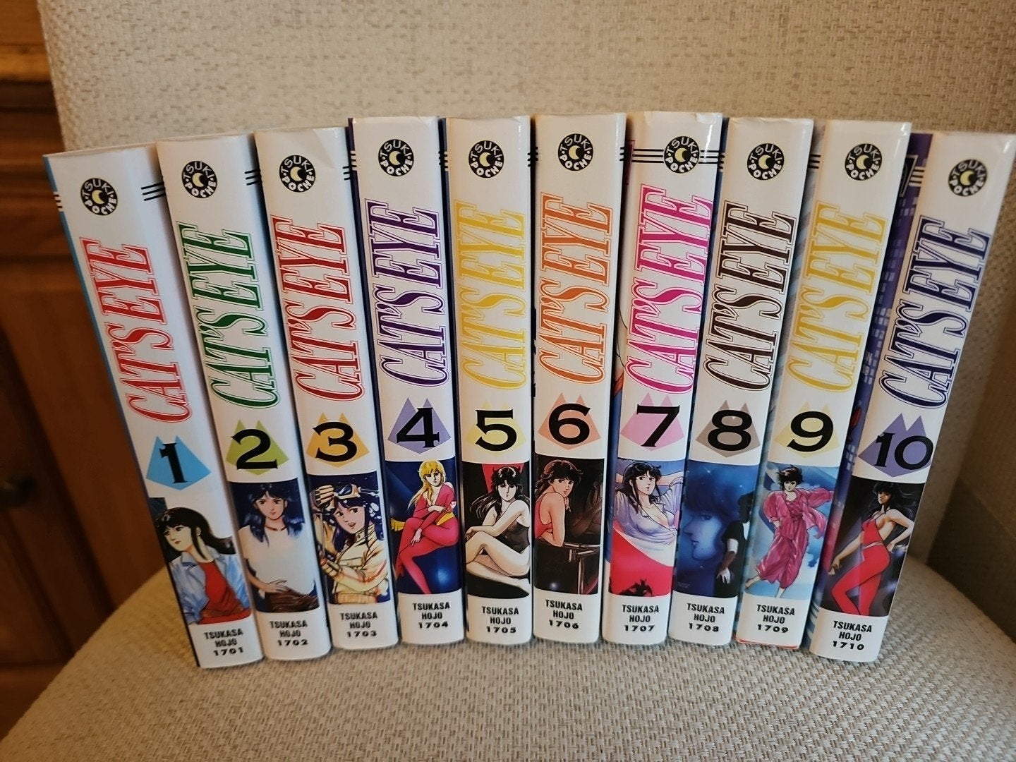 collection  en parfait état des 10 mangas Cat's eye, Enlèvement ou Envoi