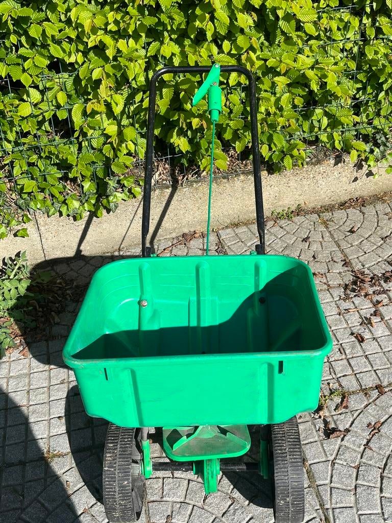 Strooiwagen, Tuin en Terras, Ophalen, Gebruikt, Handmatig, Tweewielig