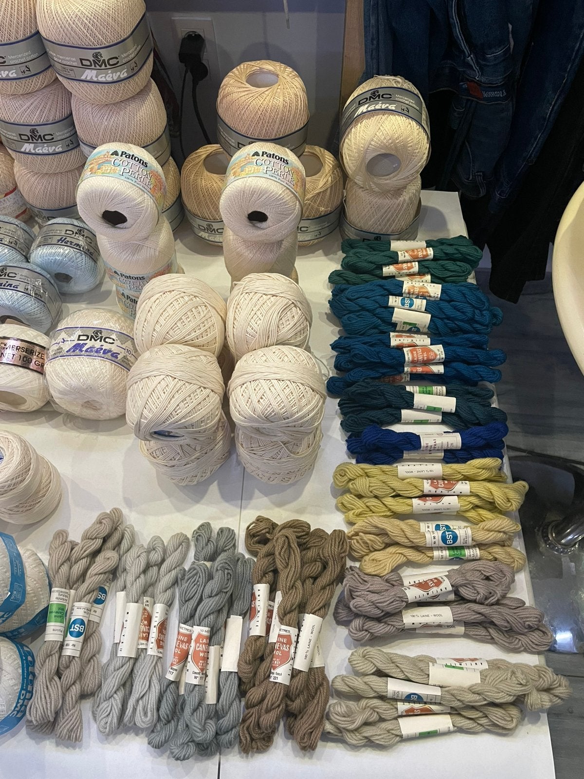 STOCK EXCEPTIONNEL : Grand Lot de coton DMC, Enlèvement, Neuf, Crochet, Aiguille