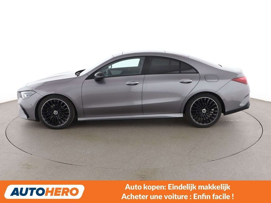 Mercedes-Benz CLA-Klasse 180 CLA 180 Mild-Hybrid AMG Line, Autos, Achat, 4 portes, 1505 kg, Alcantara