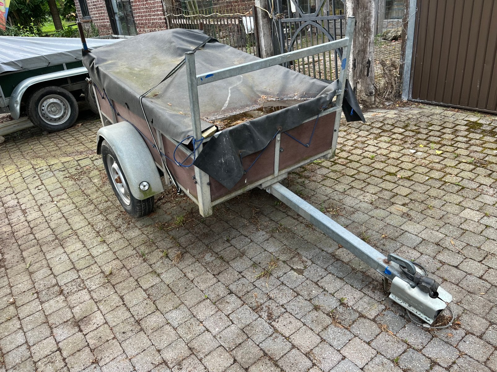 Aanhangwagen, Ophalen, Gebruikt