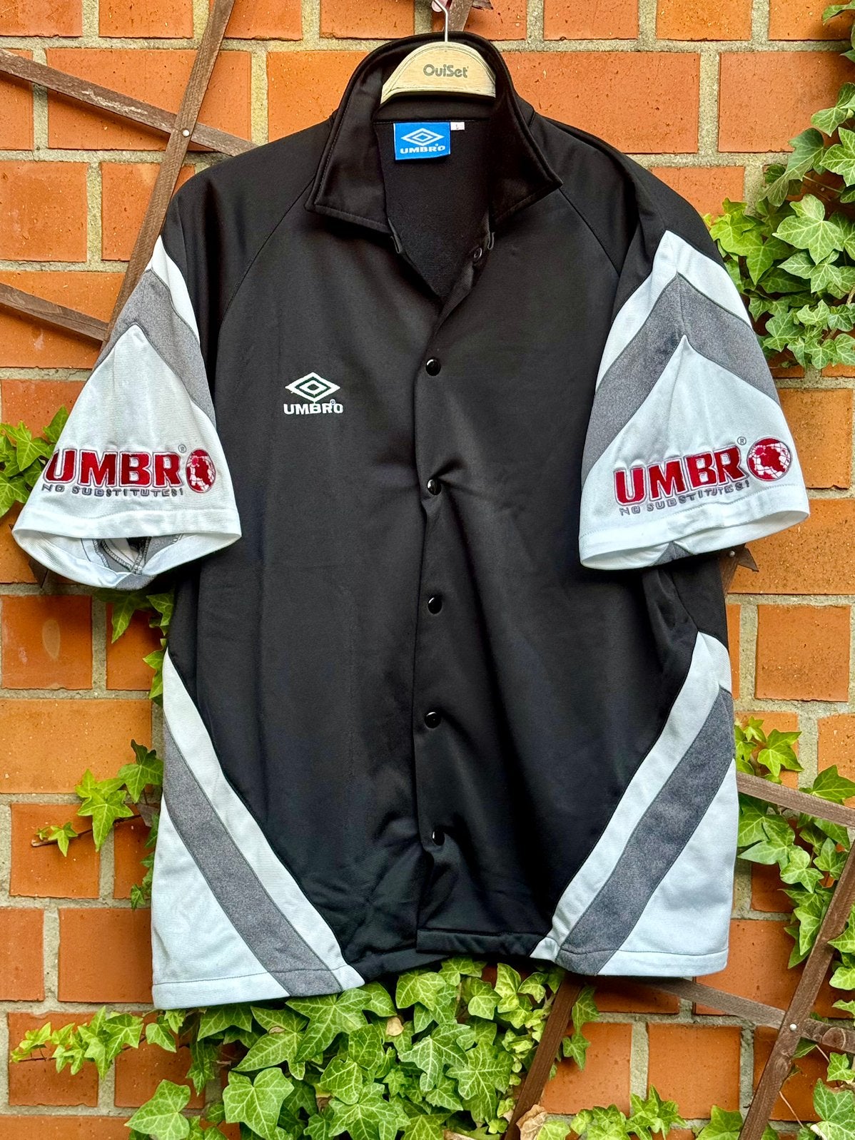 Umbro sportshirt met korte mouwen – Maat L, Ophalen of Verzenden, Zo goed als nieuw, Maat 52/54 (L), Grijs