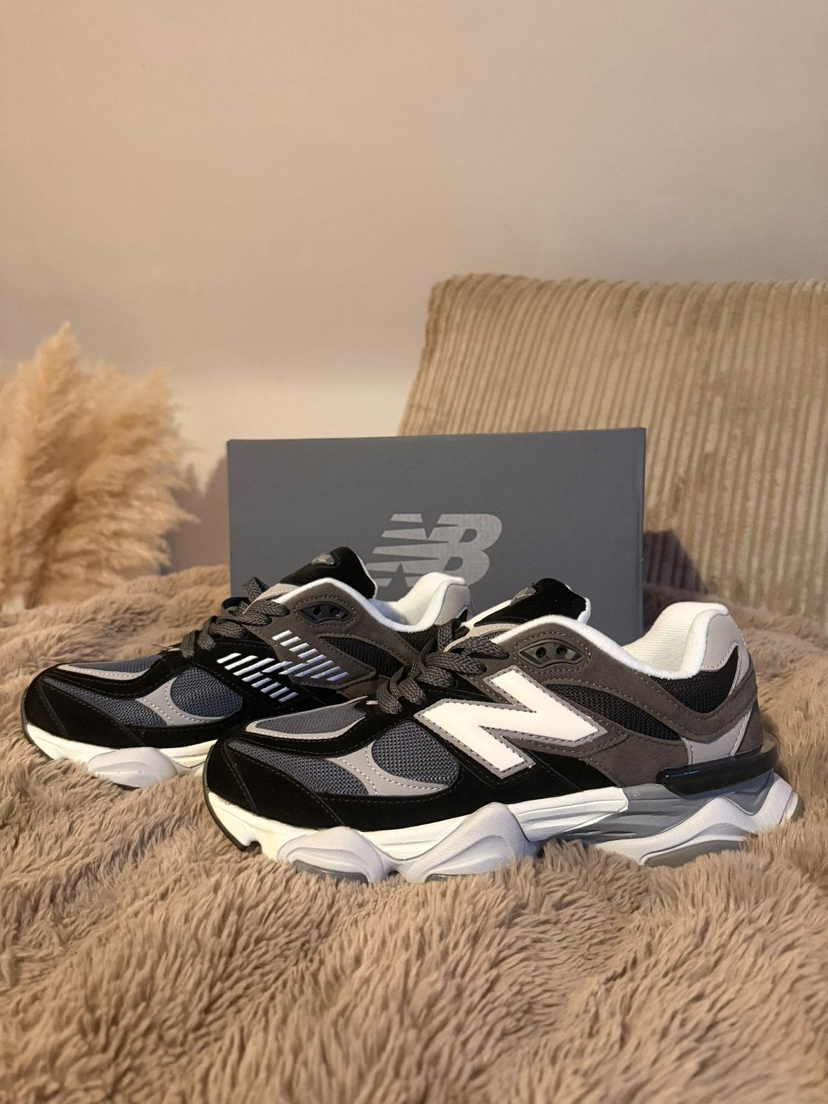 New Balance et Nike TN, Enlèvement ou Envoi, Comme neuf
