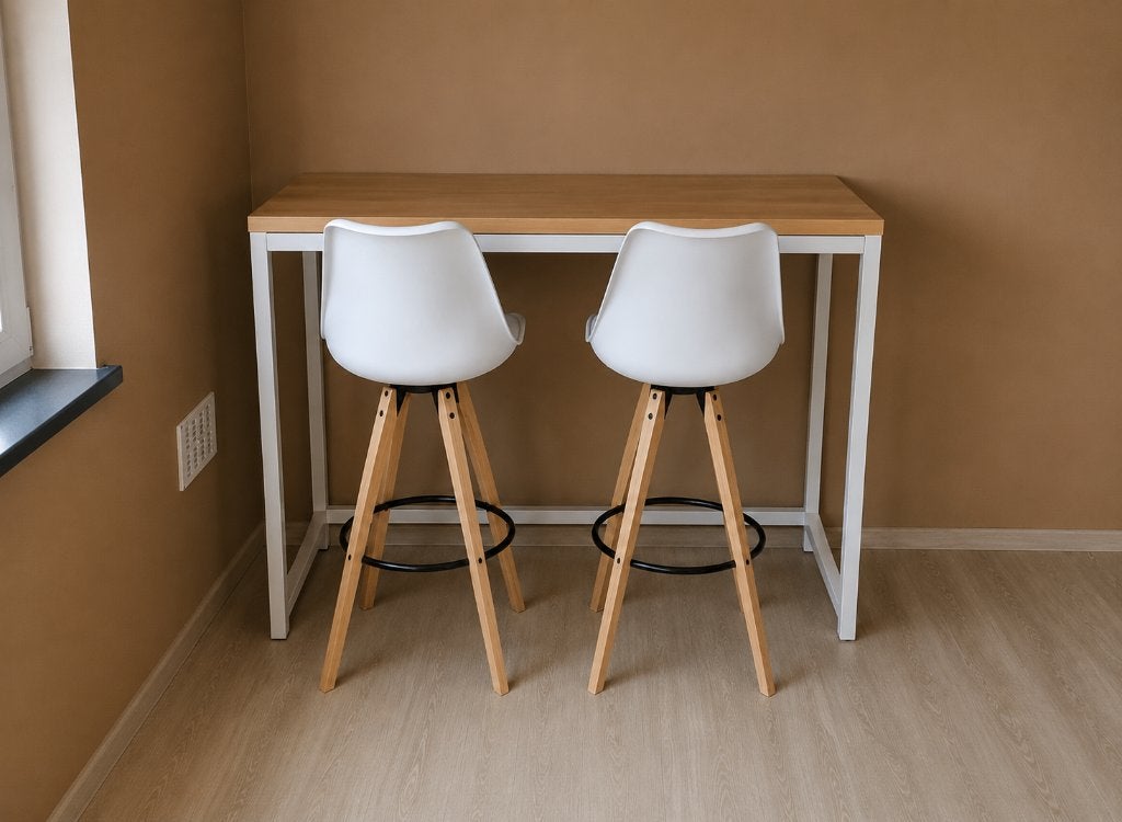 Hoge tafel + 2 kinderstoelen, Ophalen, Zo goed als nieuw