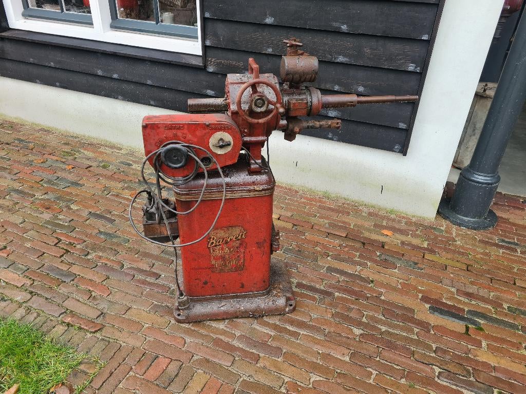 Antiek garage uitrusting, Oud Rem apparaat, Ophalen