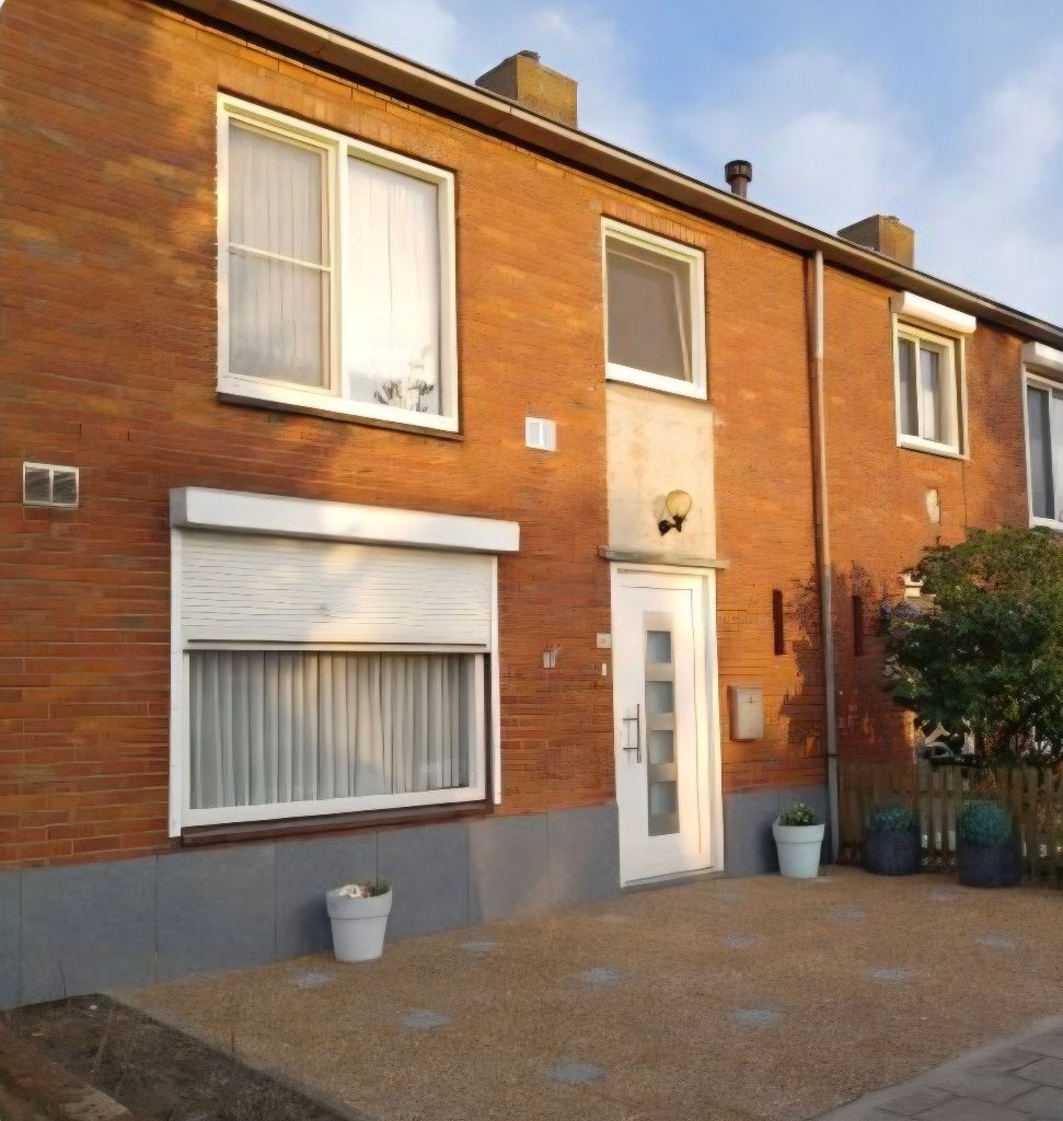 Woning te koop Sas van Gent, 110 m², Tussenwoning, 3 kamers