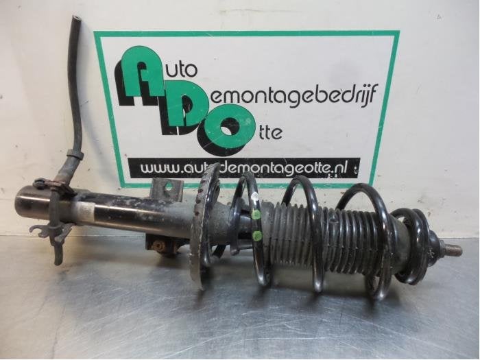 Barre amortisseur avant droit d'un Skoda Citigo (Citigo 12-), -, 3 mois de garantie, Utilisé, Skoda