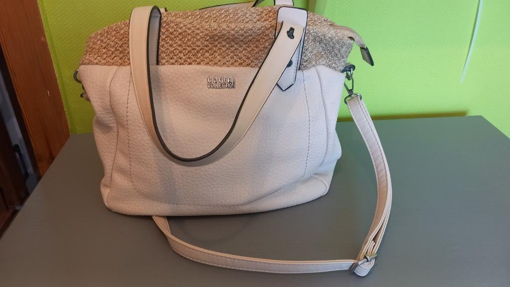 Sac beige, Enlèvement, Beige