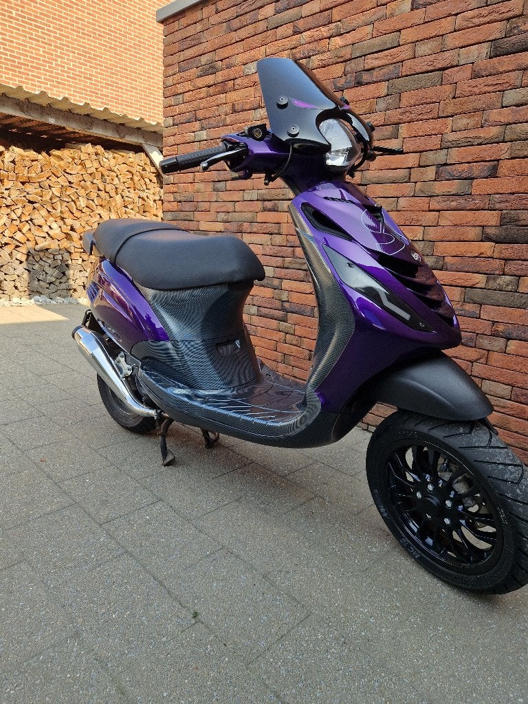 Piaggio zip, Fietsen en Brommers, Ophalen, Klasse A (25 km/u), 50 cc, Zip