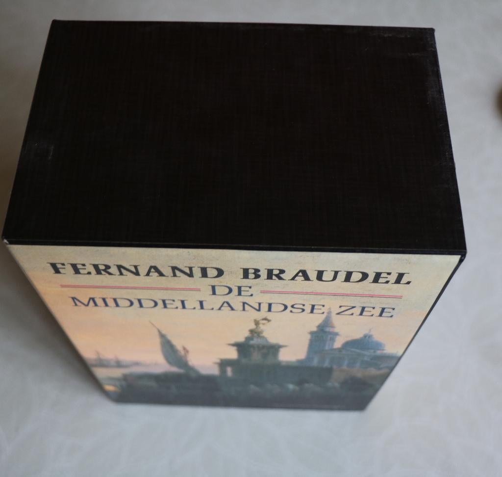 Box - Fernand Braudel - De Middellandse Zee - 3 boeken, Livres, Histoire mondiale, Utilisé, Europe, 15e et 16e siècles, Enlèvement