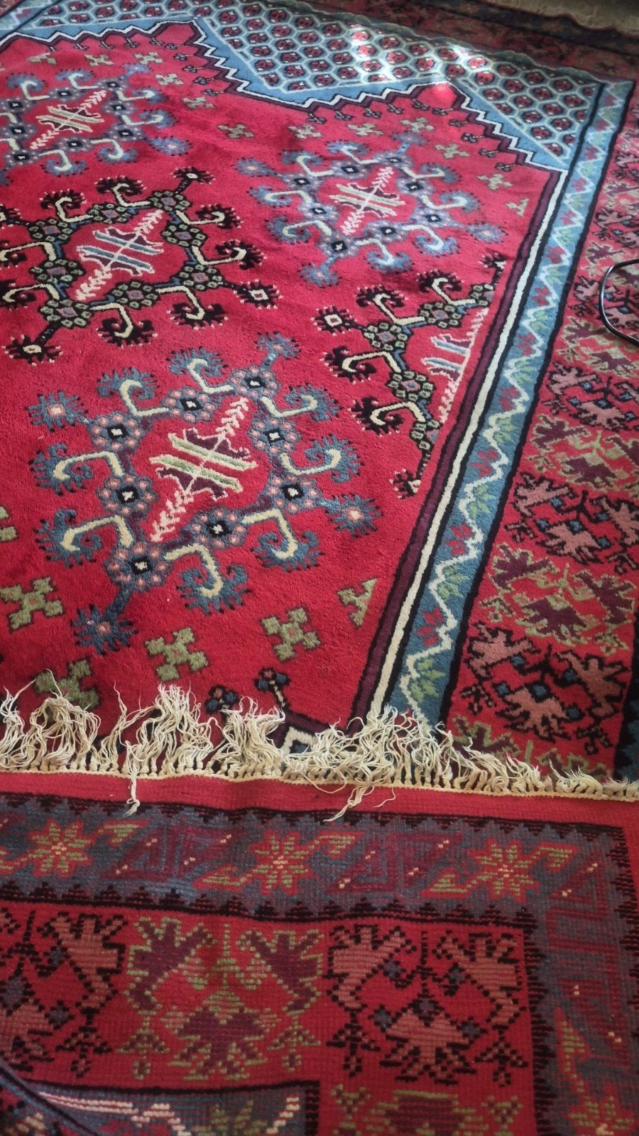 Tapis HandMade Carpet, Enlèvement