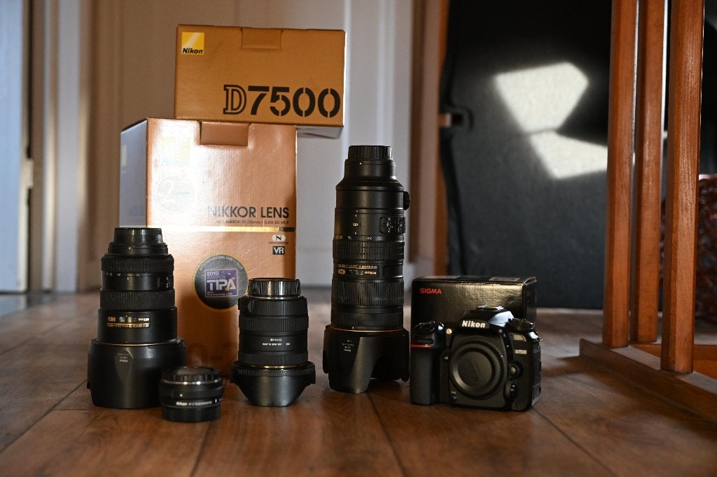 Nikon D7500 inclusief 3 toplenzen (2x 2.8!) en teleconverter, Ophalen, Gebruikt, Spiegelreflex, Kantelbaar/draaibaar scherm