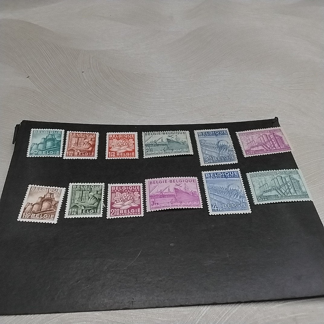 Charnière BELGIE 761/772 avec coteau 18,50€, Enlèvement ou Envoi