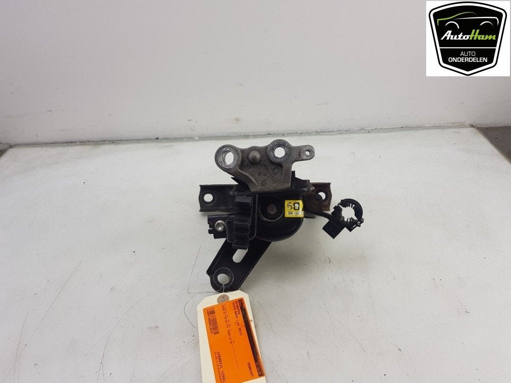 MOTORSTEUN Toyota Auris (E18) (|123050T160|), Gebruikt, Toyota