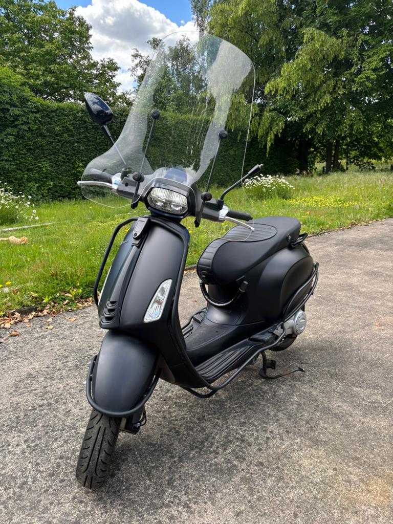 Vespa Sprint 45 Notte Nero Opaco, Ophalen, Zo goed als nieuw, Benzine, Vespa