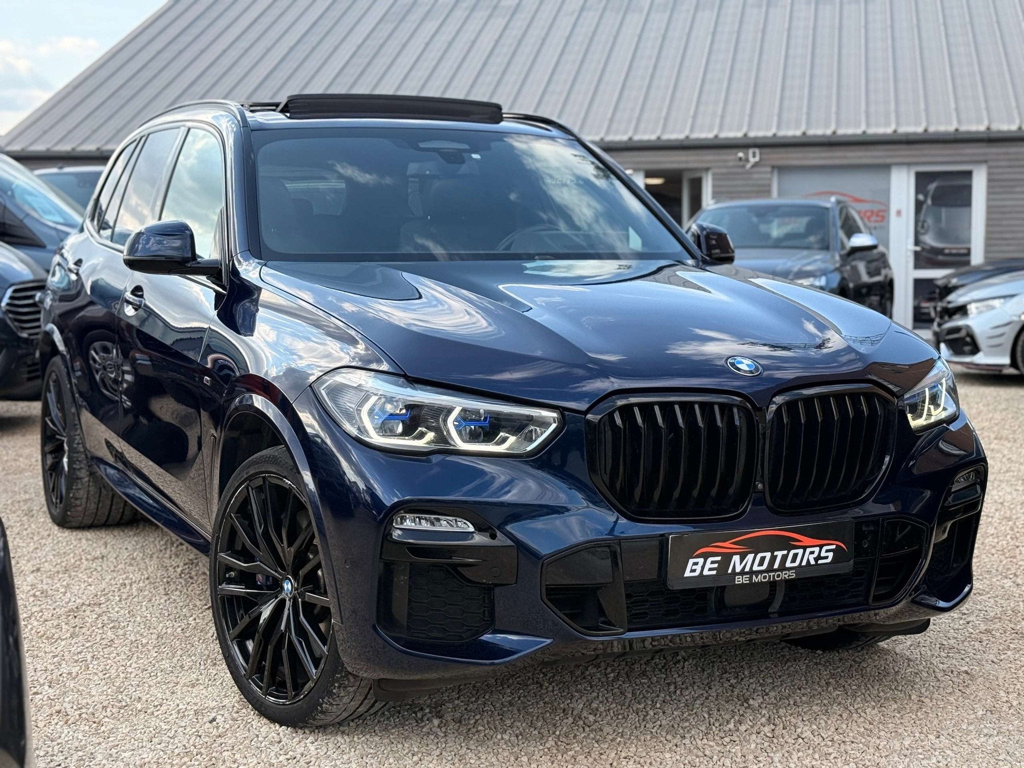 BMW X5 PHEV 3.0A xDrive45e M-SPORT 285CV TVAC SKYLOUNGE PANO, Achat, Noir, 5 portes, 6 cylindres