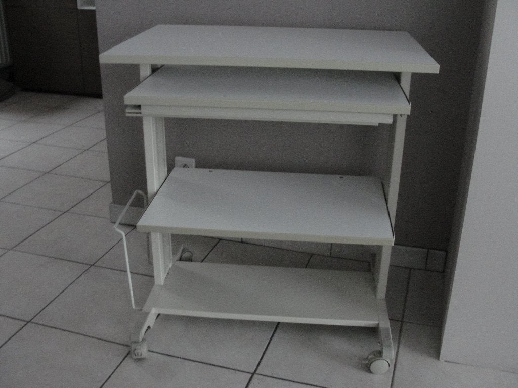 Table d'ordinateur, 4 étagères H81cm x L73cm x P50cm gratuit, 70 à 120 cm, 70 à 120 cm, Comme neuf, Enlèvement