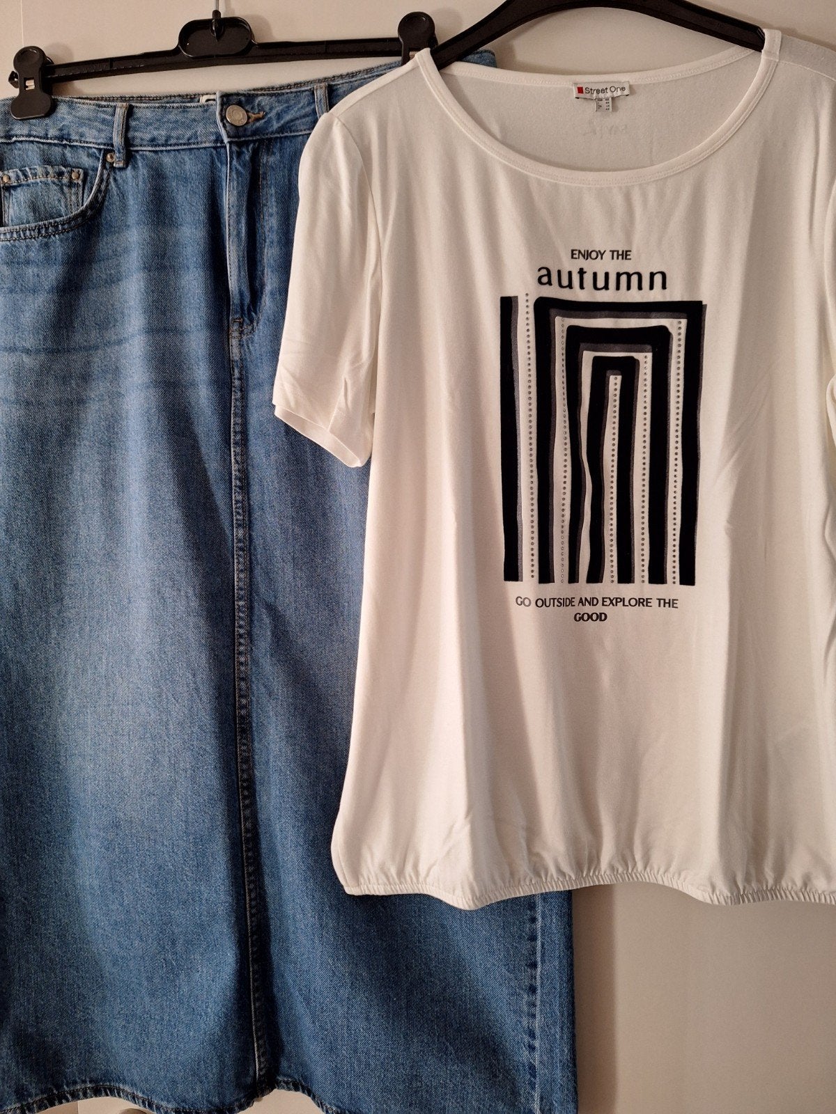 Jeansrok large Only met bijpassende tshirt, Kleding | Dames, Rokken, Ophalen of Verzenden