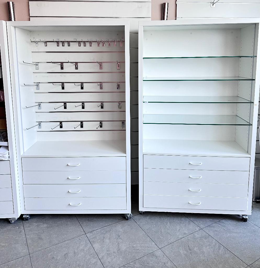 Meuble magasin, Articles professionnels, Enlèvement