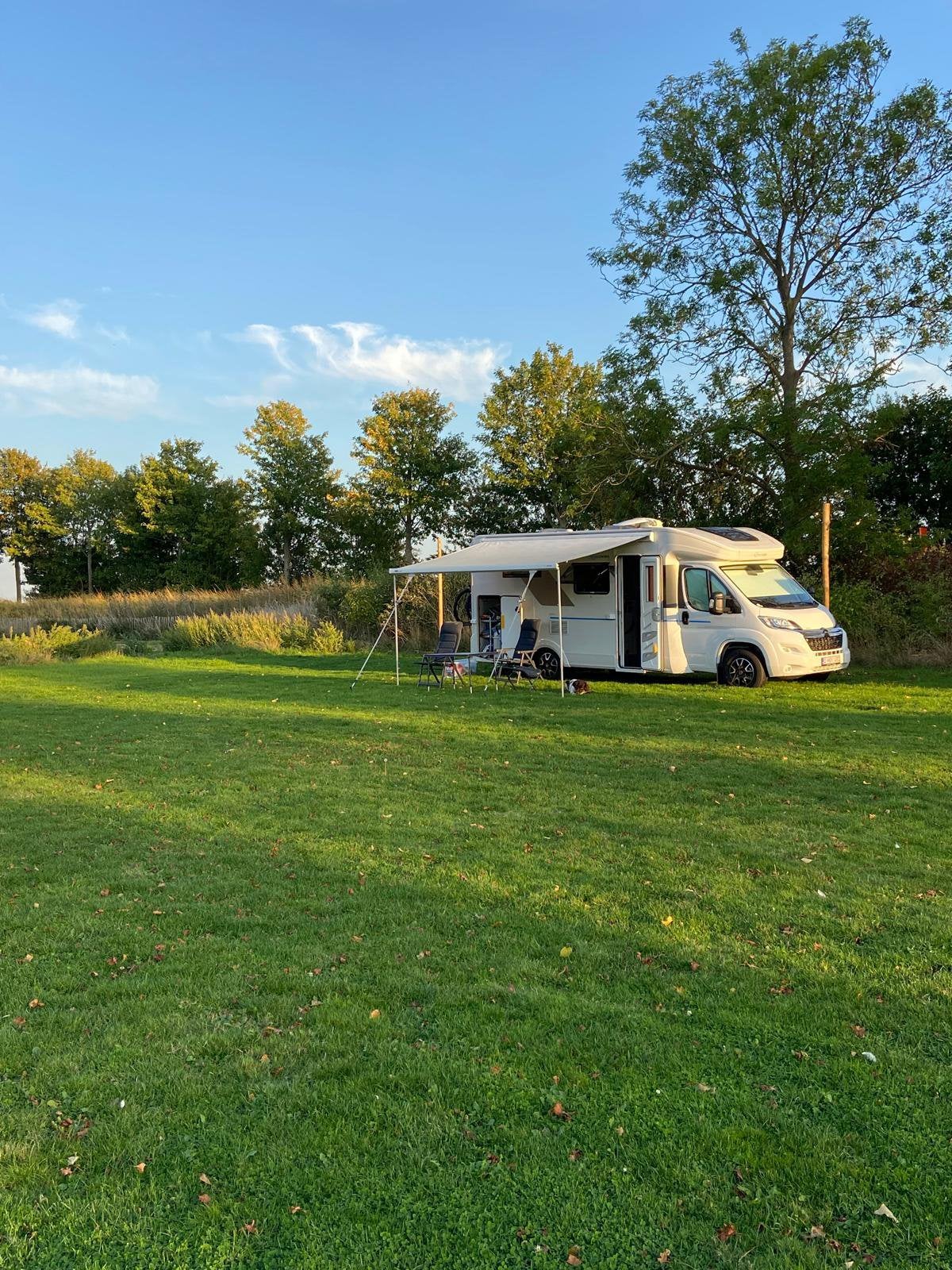 Sunliving s70sl, Caravans en Kamperen, Mobilhomes, Standaard zit, Ringverwarming, Airbags, 6 tot 7 meter