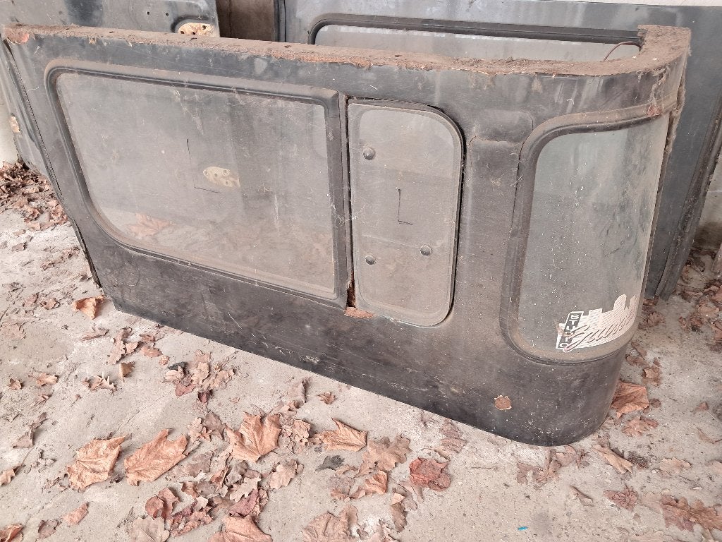 LANDCRUISER BJ/FJ 40 HARDTOP, Haillon arrière, Utilisé, Avant, Toyota
