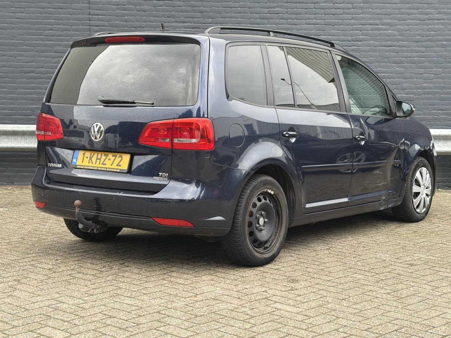 Volkswagen Touran 1.6 TDI Comfortline BlueMotion | Cruise |, Auto's, 121 g/km, Monovolume, Zwart, Blauw