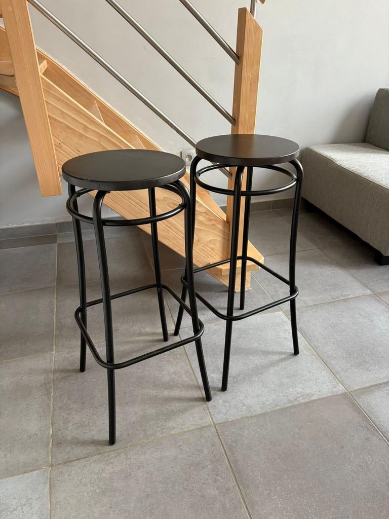 Lot de deux tabourets, bois et métal, Enlèvement, Bois
