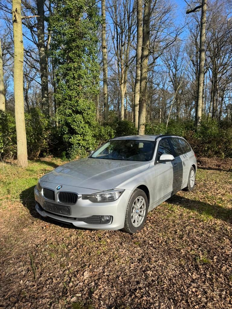 Bmw f31/30/80 onderdelen, Auto's, BMW, Achterwielaandrijving, Zwart, 2500 kg, 105 kW