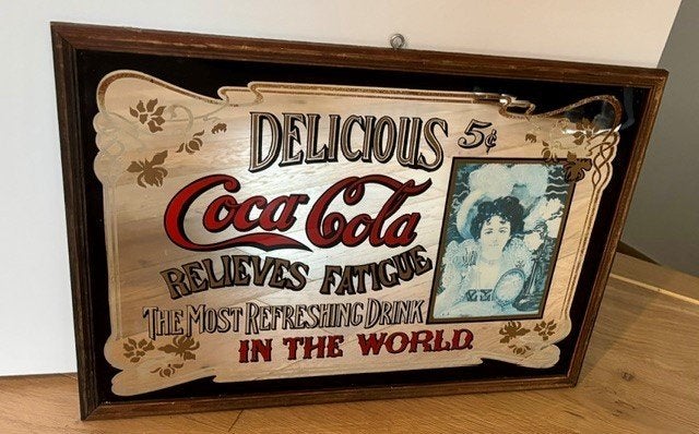 Miroir Coca-Cola vintage — Hilda Clark — publicité rétro, Enlèvement ou Envoi, Utilisé, Panneau publicitaire