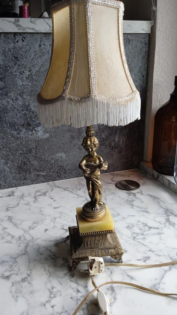 Lamp, Ophalen