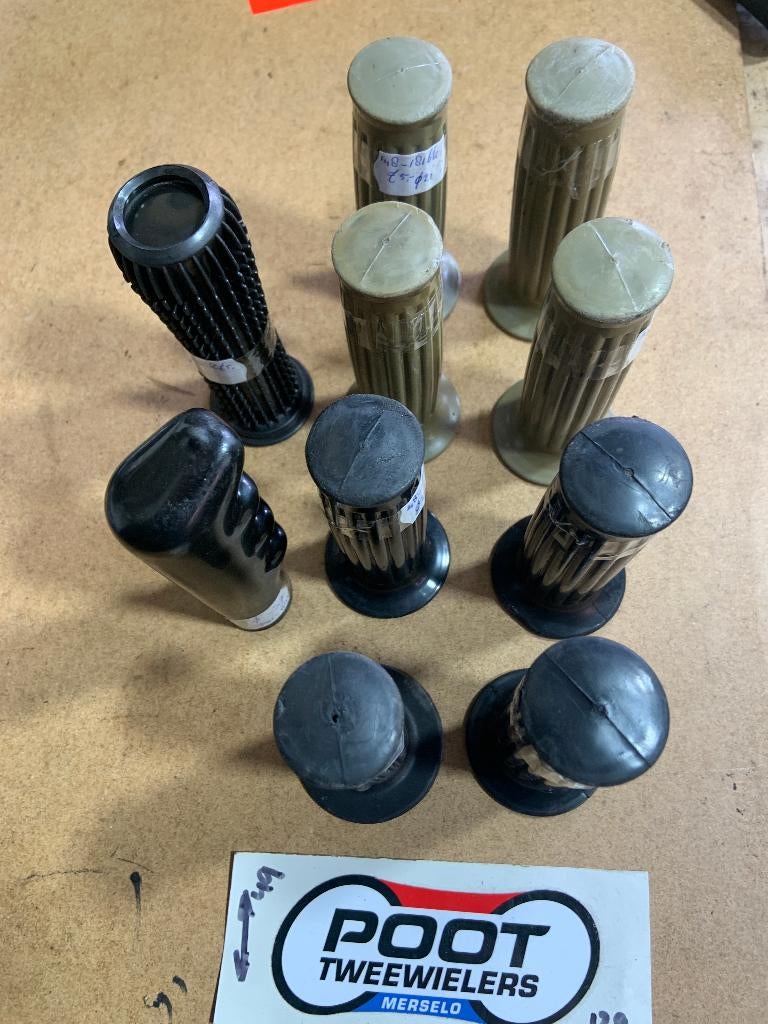 Poignées pour cyclomoteurs de 21 à 23 mm., Enlèvement, Utilisé