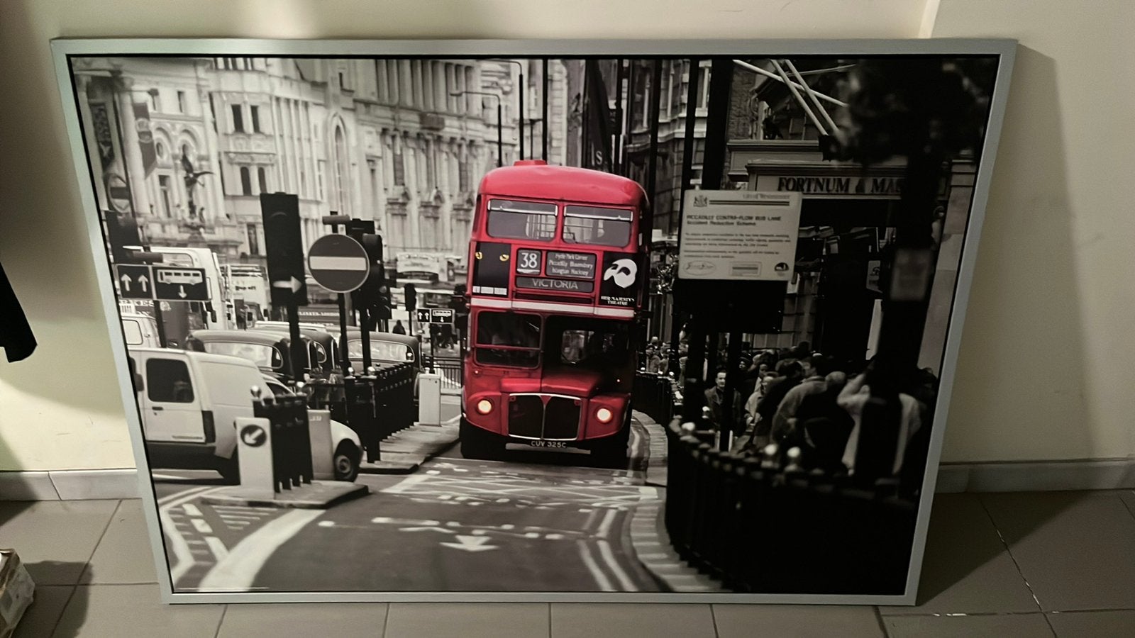 Fotokader Londen, Ophalen, Zo goed als nieuw