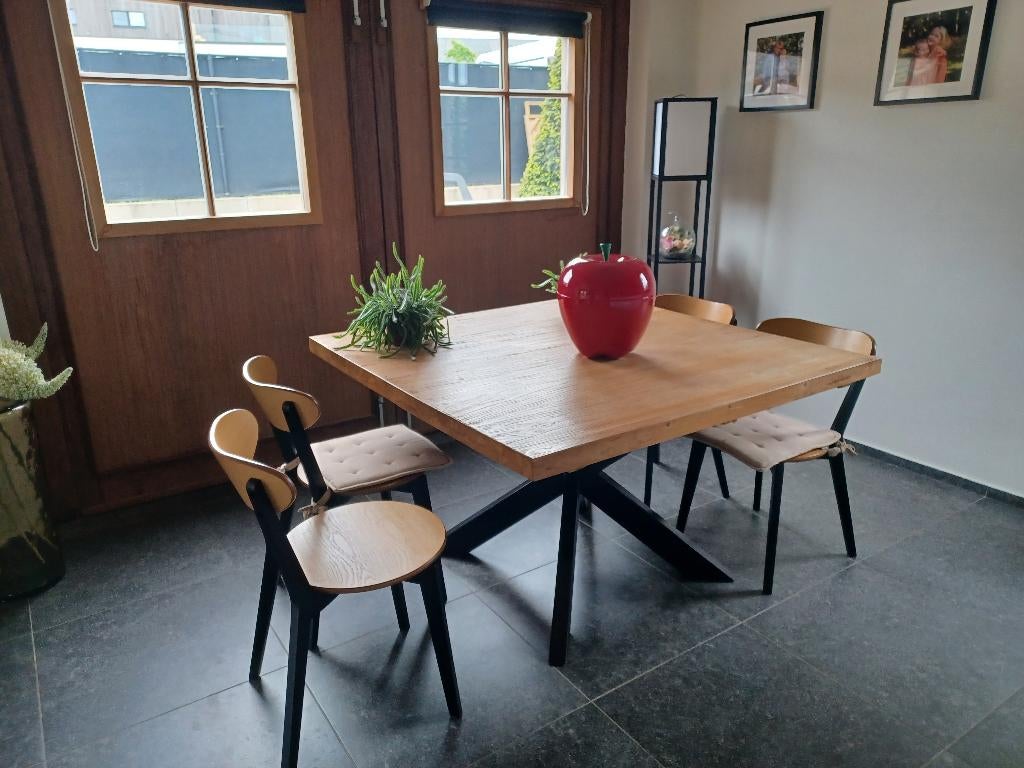 Keukentafel met 4 stoelen, Enlèvement, Comme neuf, Quatre personnes, Carré