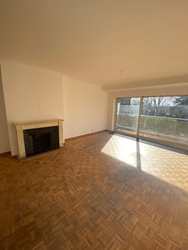 Appt. 2 chambres à rénover à Laeken, Immo, 2 pièces, Appartement, Bruxelles, Laeken