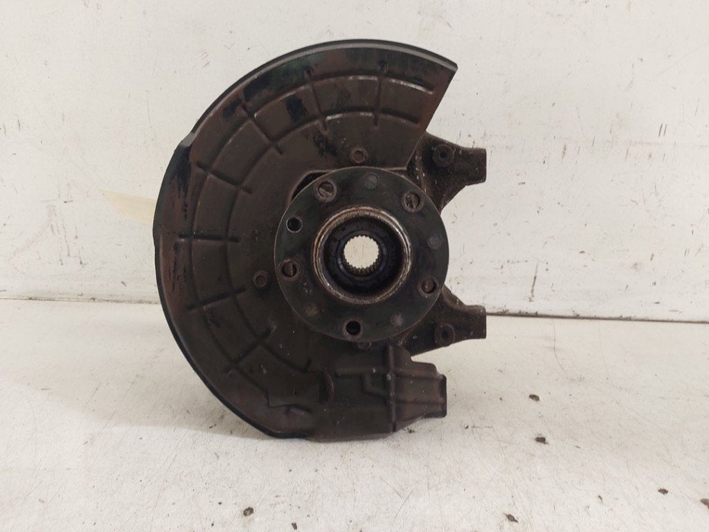 FUSEE AVANT DROITE Alfa Romeo Giulietta (940) (|50523834|), Stellantis Europe S.p.A, IPC D1-09 Bahnhofsplatz
65423  Rüsselsheim am Main, DE