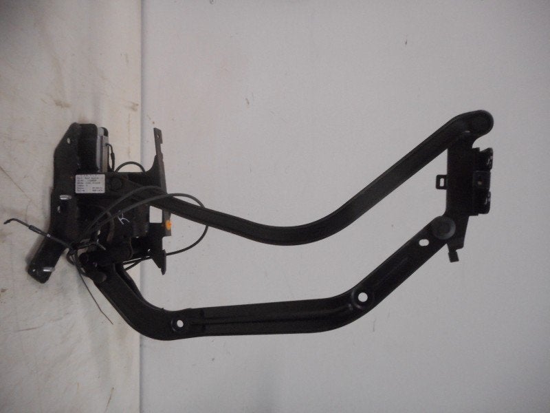 CABRIODAK SCHARNIER Rechts Opel Tigra Twin Top (GM93162264), Gebruikt, Opel, Opel Automobile GmbH, Kontakt-opel@opel.com