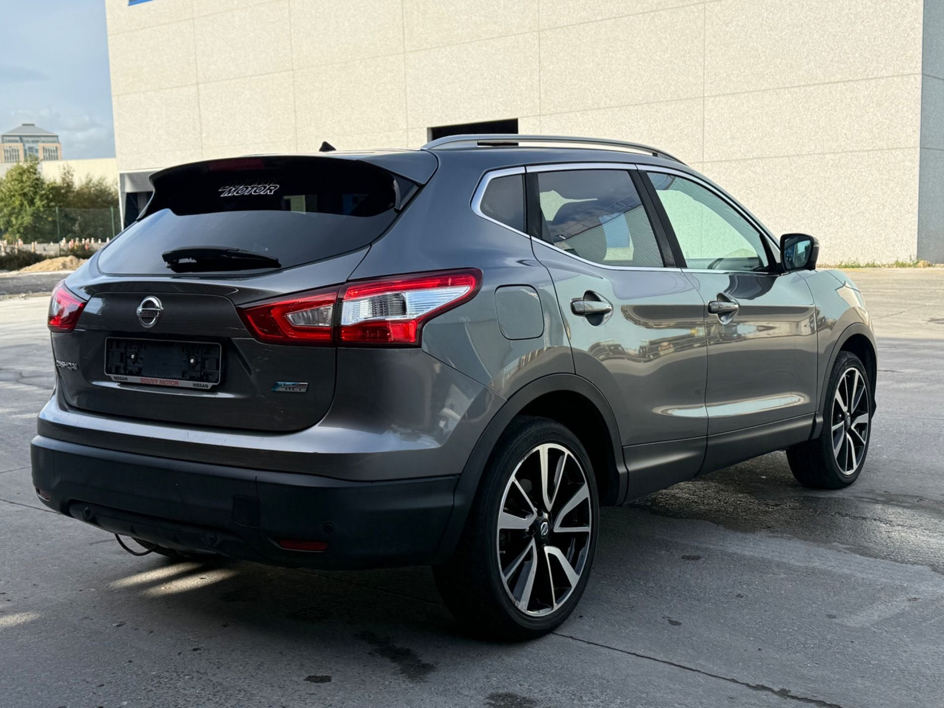 Nissan Qashqai 1.6 DCI - 4x4 - TEKNA PANO / XENON / CAM, Auto's, 94 kW, Euro 5, Monovolume, 129 g/km