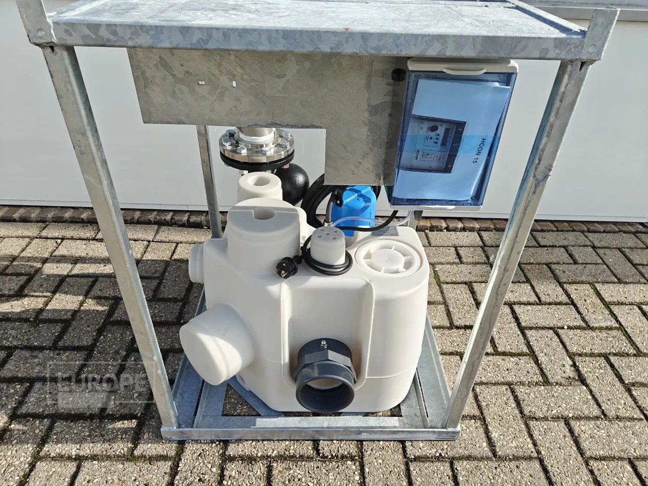 Homa toiletwagen pomp 230v uit voorraad, 12 mois de garantie, Neuf