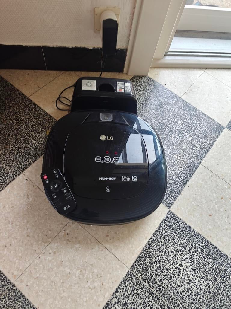 Robot stofzuiger LG VSR6600OB Hom-Bot, Ophalen, Gebruikt